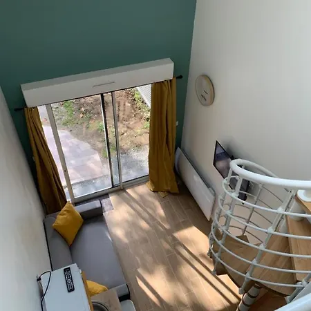 Maisonnette Dans Le Bourg De St Herblain Apartamento Saint-Herblain