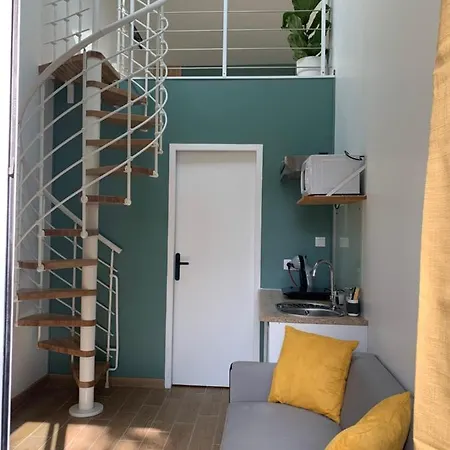 Maisonnette Dans Le Bourg De St Herblain Saint-Herblain